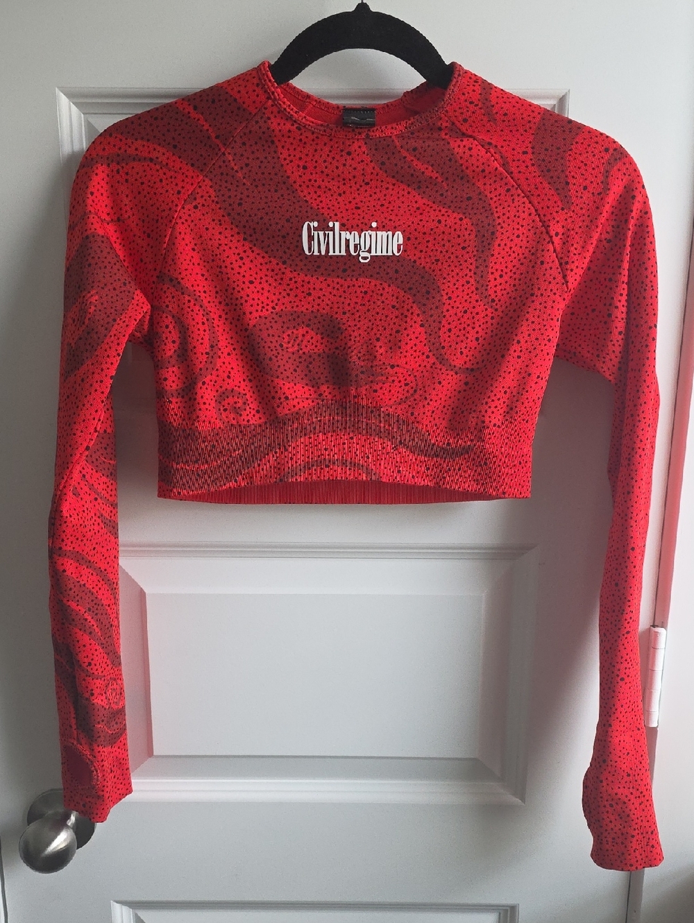 Civil Regime Red Chaos Kelly Seamless Long Sleeve Crop Top Medium G042